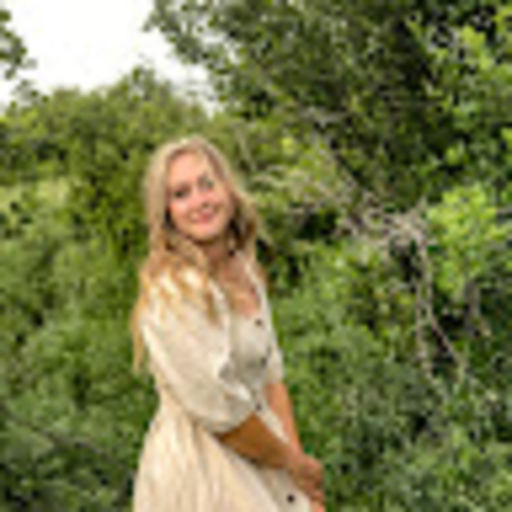 Meet your Posher, Lexah